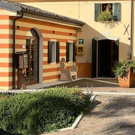Casa 펜션 Ferrara di Monte Baldo